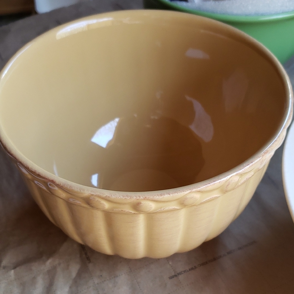 Sunny Yellow Ceramic Mixing Bowl